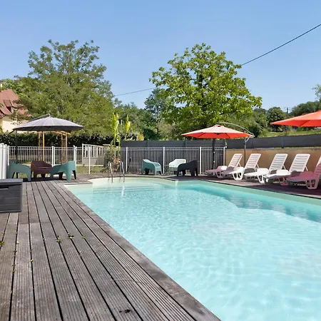 Dom wakacyjny La Sarrazine-gite Familial-piscine Carlux